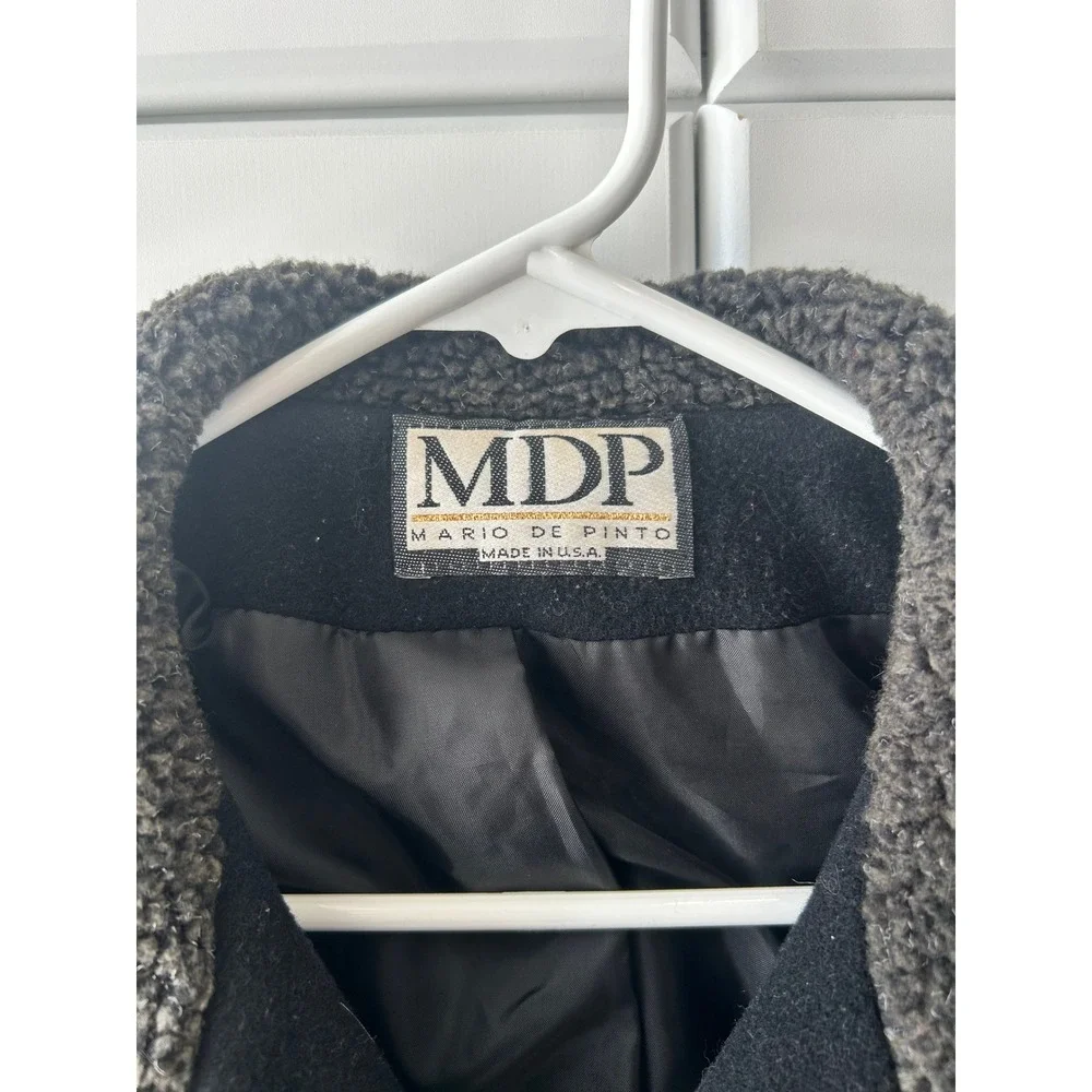 Mario De Pinto Vintage Black Wool Blend Zip Up Coat Faux Fur Collar Belt USA